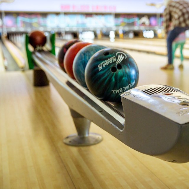 license : https://pixabay.com/ko/photos/%EB%B3%BC%EB%A7%81-%EA%B0%80%EC%A1%B1-%ED%9C%B4%EC%96%91-%EC%83%9D%ED%99%9C-%EC%96%91%EC%8B%9D-1951472/